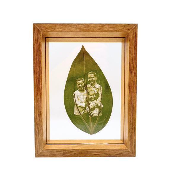 Framed Custom Photo Leaf Engraving Gift – Real Leaf Art in Wooden Frame
