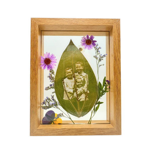 Framed Custom Leaf Engraving Gift – Real Leaf Art with Dried Flowers in Wooden Frame